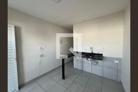 Sala/Cozinha de casa de condomínio para alugar com 1 quarto, 25m² em Vila Monte Sion, Suzano