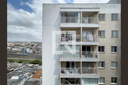 Vista Varanda Sala e Cozinha de apartamento para alugar com 2 quartos, 40m² em Vila Ré, São Paulo