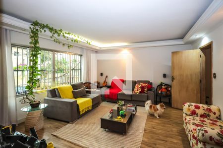 Sala de casa à venda com 3 quartos, 276m² em Vila Santo Estefano, São Paulo