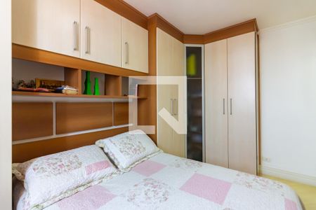 Quarto 1 de apartamento à venda com 3 quartos, 70m² em Km 18, Osasco