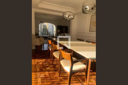 Apartamento à venda com 4 quartos, 267m² em Pacaembu, São Paulo