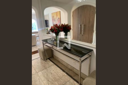 Apartamento à venda com 267m², 4 quartos e 4 vagas