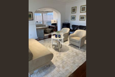 Apartamento à venda com 4 quartos, 267m² em Pacaembu, São Paulo