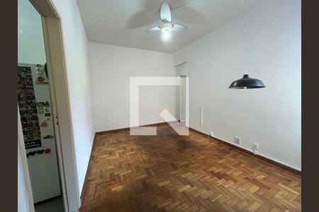 Apartamento à venda com 2 quartos, 70m² em Copacabana, Rio de Janeiro