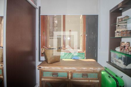 Quarto  de casa à venda com 2 quartos, 130m² em Jardim Itu, Porto Alegre