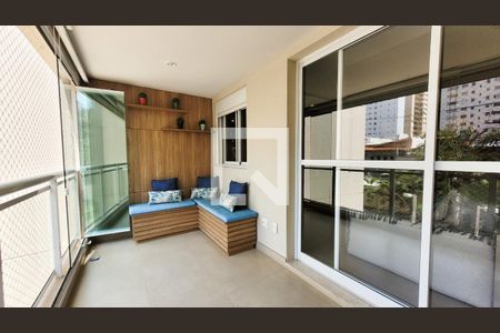 Apartamento para alugar com 3 quartos, 126m² em Cambuí, Campinas