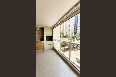 Apartamento para alugar com 3 quartos, 126m² em Cambuí, Campinas