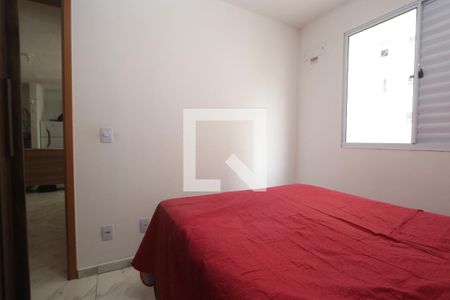 Quarto de apartamento à venda com 2 quartos, 42m² em Vila Suzana, São Paulo