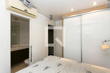 Suíte de apartamento para alugar com 2 quartos, 70m² em Vila Gomes Cardim, São Paulo