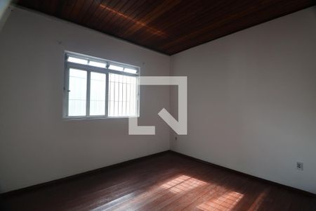 Quarto 2 de casa à venda com 3 quartos, 125m² em Rio Branco, Canoas