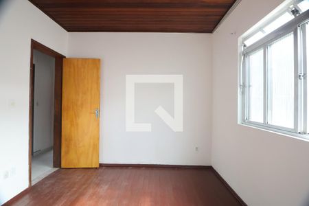 Quarto 2 de casa à venda com 3 quartos, 125m² em Rio Branco, Canoas