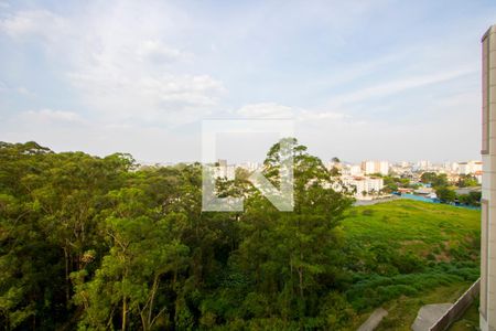 Vista da sala de apartamento para alugar com 2 quartos, 45m² em Parque Sao Vicente, Mauá