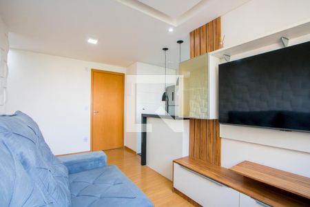 Sala de apartamento para alugar com 2 quartos, 45m² em Parque Sao Vicente, Mauá