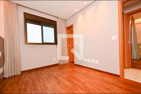 Quarto1/ suite de apartamento para alugar com 2 quartos, 105m² em Carmo, Belo Horizonte