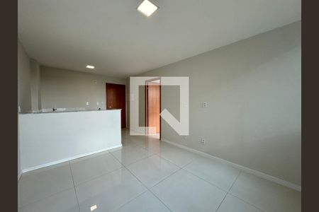 Sala de apartamento para alugar com 1 quarto, 39m² em Shcgn 703, Brasília