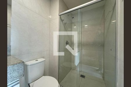 Banheiro de apartamento para alugar com 1 quarto, 39m² em Shcgn 703, Brasília