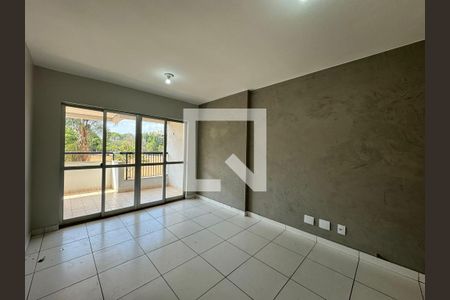 Sala de apartamento para alugar com 3 quartos, 94m² em Sqn 205, Brasília