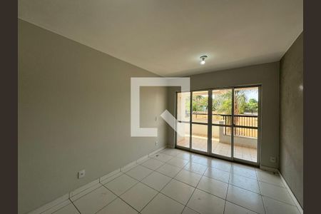 Sala de apartamento para alugar com 3 quartos, 94m² em Sqn 205, Brasília