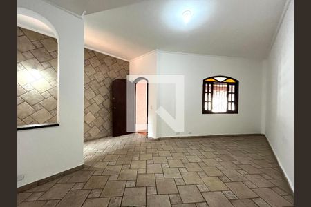 Casa à venda com 120m², 2 quartos e 2 vagasSala