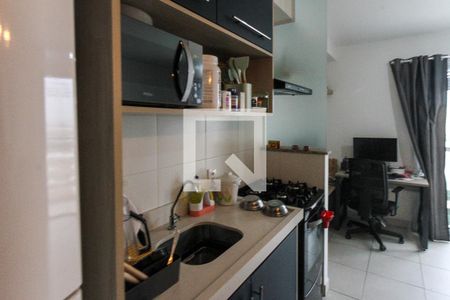 Cozinha de apartamento à venda com 1 quarto, 37m² em Vila Ema, São Paulo