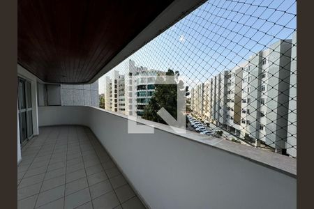 Varanda de apartamento para alugar com 3 quartos, 140m² em Asa Norte, Brasília