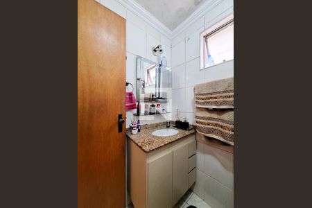 Banheiro de apartamento à venda com 2 quartos, 58m² em Chora Menino, São Paulo