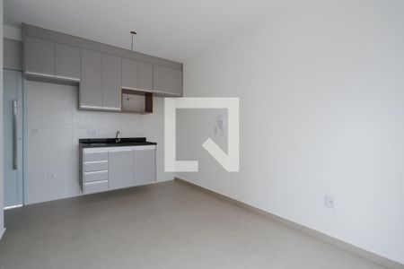 Sala/Cozinha de apartamento para alugar com 1 quarto, 35m² em Chora Menino, São Paulo