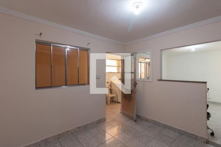 Sala de casa para alugar com 3 quartos, 100m² em Jardim Santo Antonio, São Paulo