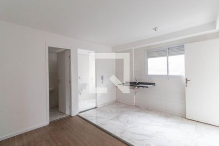 Sala/Cozinha de apartamento para alugar com 2 quartos, 42m² em Vila Ré, São Paulo