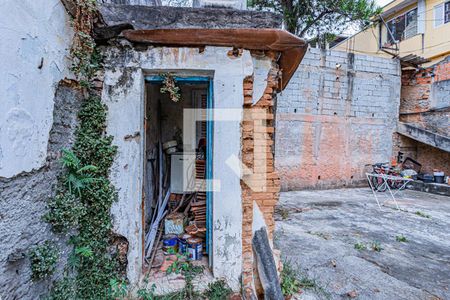 Quintal de casa à venda com 3 quartos, 117m² em Itaberaba, São Paulo