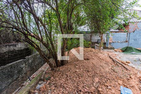 Quintal de casa à venda com 3 quartos, 117m² em Itaberaba, São Paulo