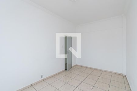 Quarto 1 de apartamento para alugar com 2 quartos, 100m² em Bonsucesso, Rio de Janeiro