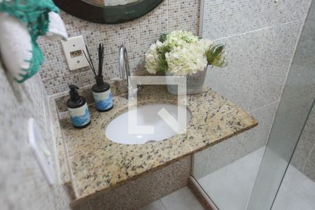 Casa de condomínio à venda com 120m², 3 quartos e 2 vagas Casa de condomínio à venda com 120m², 3 quartos e 2 vagasBanheiro da Copa