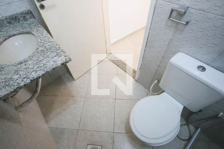 Casa de condomínio à venda com 120m², 3 quartos e 2 vagas Casa de condomínio à venda com 120m², 3 quartos e 2 vagasBanheiro da Suíte