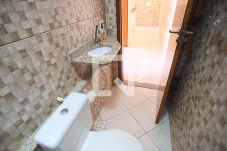 Casa de condomínio à venda com 120m², 3 quartos e 2 vagas Casa de condomínio à venda com 120m², 3 quartos e 2 vagasBanheiro Social