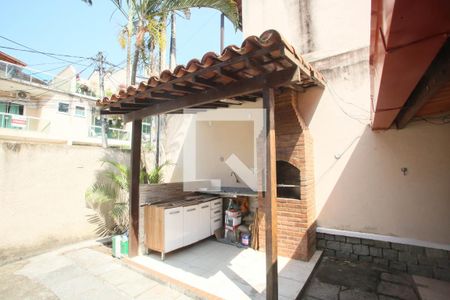 Casa de condomínio à venda com 120m², 3 quartos e 2 vagas Casa de condomínio à venda com 120m², 3 quartos e 2 vagasChurrasqueira