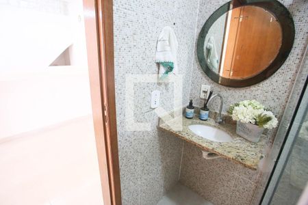 Casa de condomínio à venda com 120m², 3 quartos e 2 vagas Casa de condomínio à venda com 120m², 3 quartos e 2 vagasBanheiro da Copa