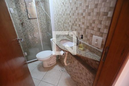 Casa de condomínio à venda com 120m², 3 quartos e 2 vagas Casa de condomínio à venda com 120m², 3 quartos e 2 vagasBanheiro Social