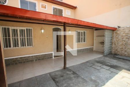Casa de condomínio à venda com 120m², 3 quartos e 2 vagas Casa de condomínio à venda com 120m², 3 quartos e 2 vagasFrente da Casa