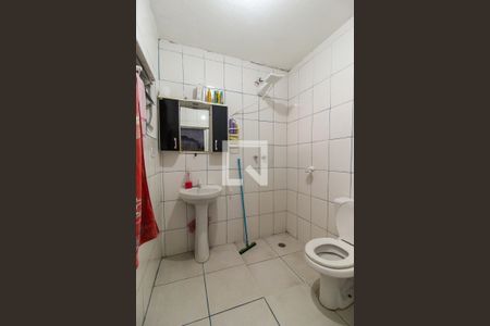 Casa à venda com 210m², 5 quartos e 1 vaga Casa à venda com 210m², 5 quartos e 1 vagaBanheiro da Suíte 2