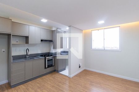 Sala de apartamento para alugar com 2 quartos, 40m² em Vila da Oportunidade, Carapicuíba