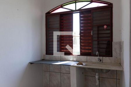 Cozinha de kitnet/studio para alugar com 1 quarto, 32m² em Dom Bosco, Belo Horizonte