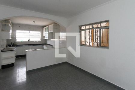 Sala de casa para alugar com 1 quarto, 45m² em Vila Divina Pastora, São Paulo