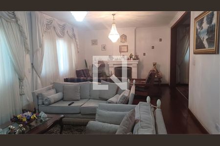 Casa à venda com 3 quartos, 230m² em Vila Rosalia, Guarulhos