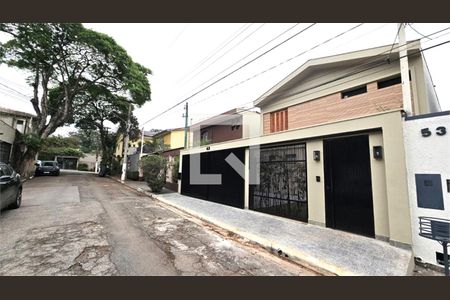 Casa à venda com 4 quartos, 205m² em Vila Elvira, São Paulo