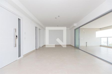 Apartamento à venda com 3 quartos, 121m² em Vila Sofia, São Paulo