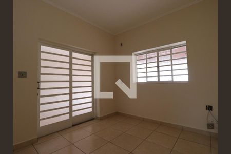 Sala de casa para alugar com 2 quartos, 100m² em Vila Tibério, Ribeirão Preto