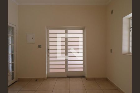 Sala de casa para alugar com 2 quartos, 100m² em Vila Tibério, Ribeirão Preto