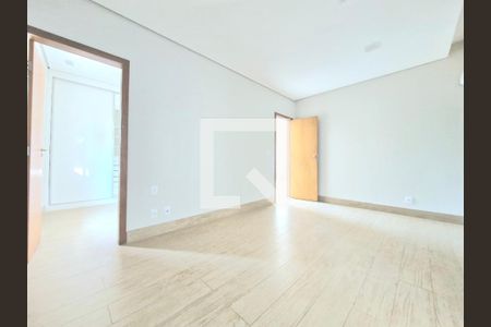 Quarto de casa para alugar com 5 quartos, 360m² em Pontal da Liberdade, Lagoa Santa