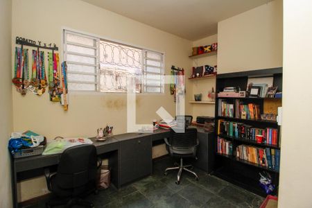 Quarto 1 de apartamento à venda com 4 quartos, 134m² em Santo Antônio, Belo Horizonte